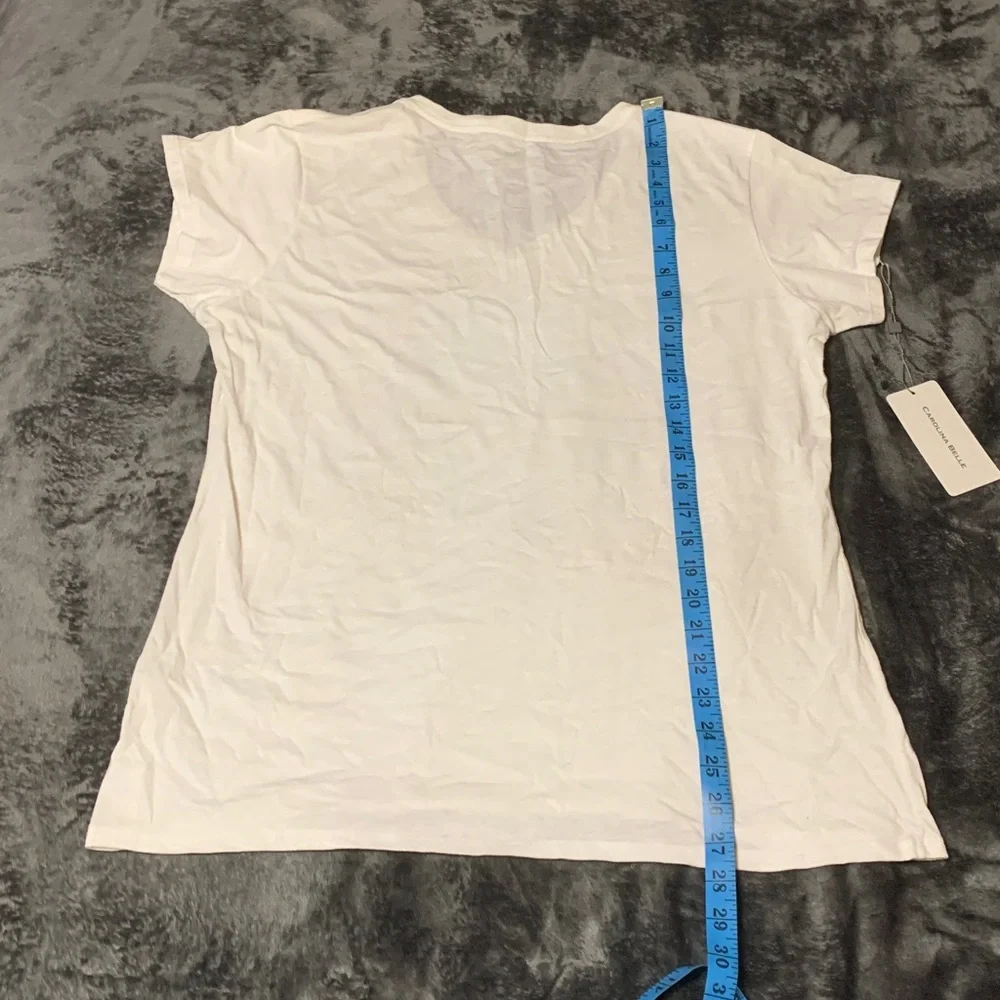 The North Face Women’s White V-Neck Tee with Aqua Graphic - Picture 6 of 10